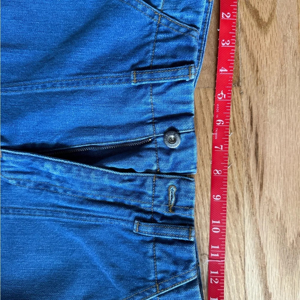 NEW: Finisterre Women's Yarrel Jeans (26R UK size/US 25) Washed Retro Indigo - Picture 14 of 16